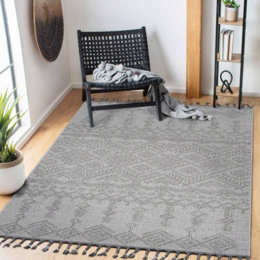 LOOM LUXE 8X10 White/White/Traditional Indoor/Outdoor Area Rug