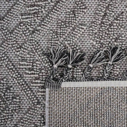 LOOM LUXE 8X10 White/White/Traditional Indoor/Outdoor Area Rug