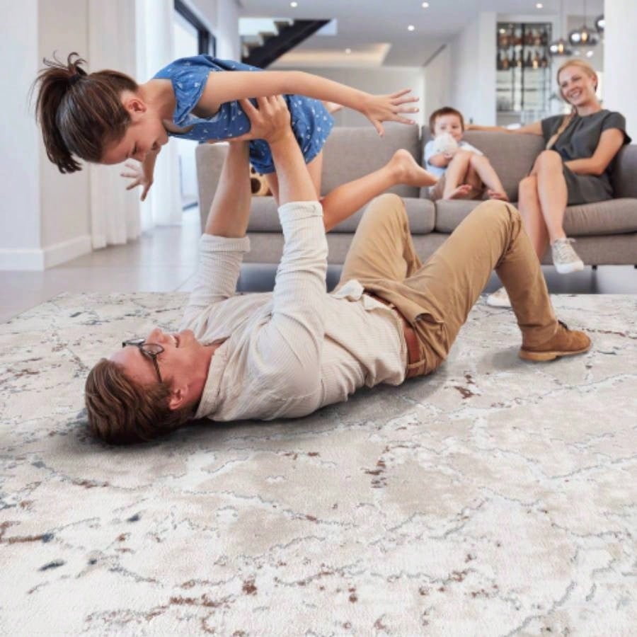 NAAR MARFI 6X9 Multi/ Contemporary Area Rug