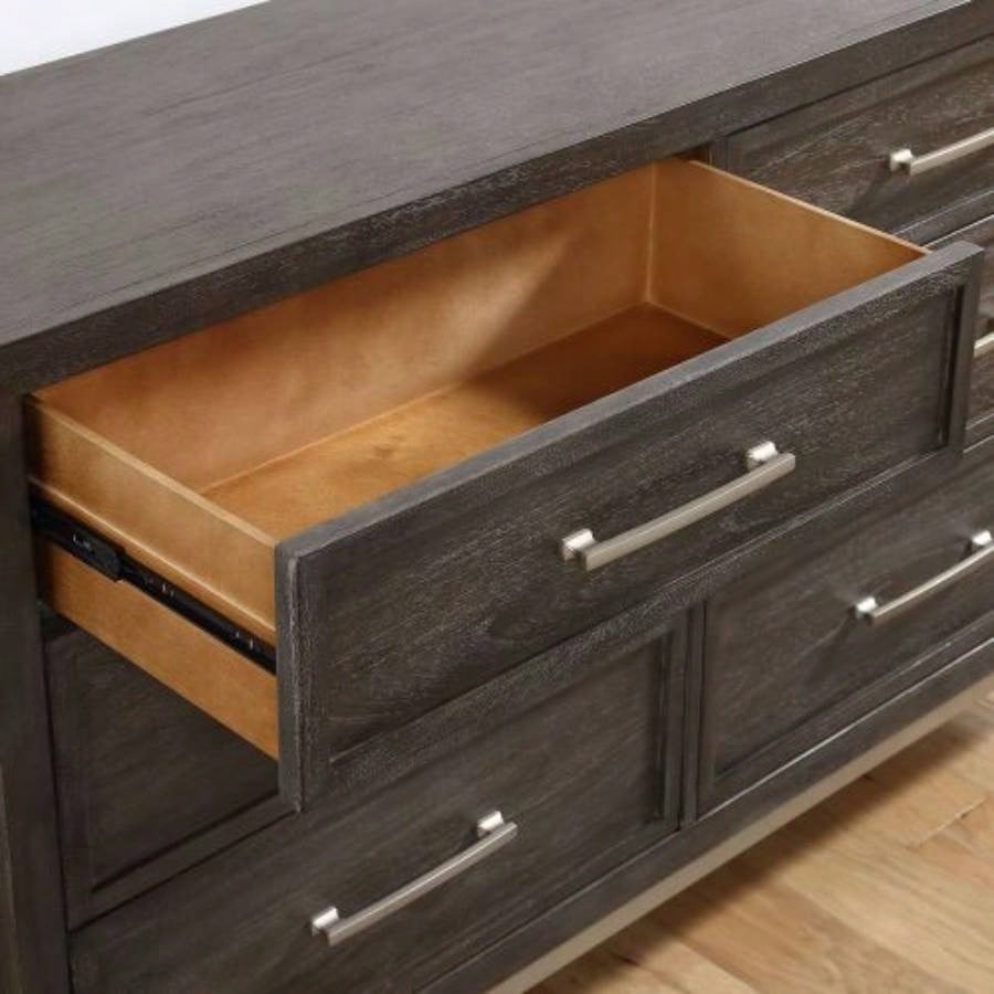 Broomfield - 5 - Drawer Chest - Brown