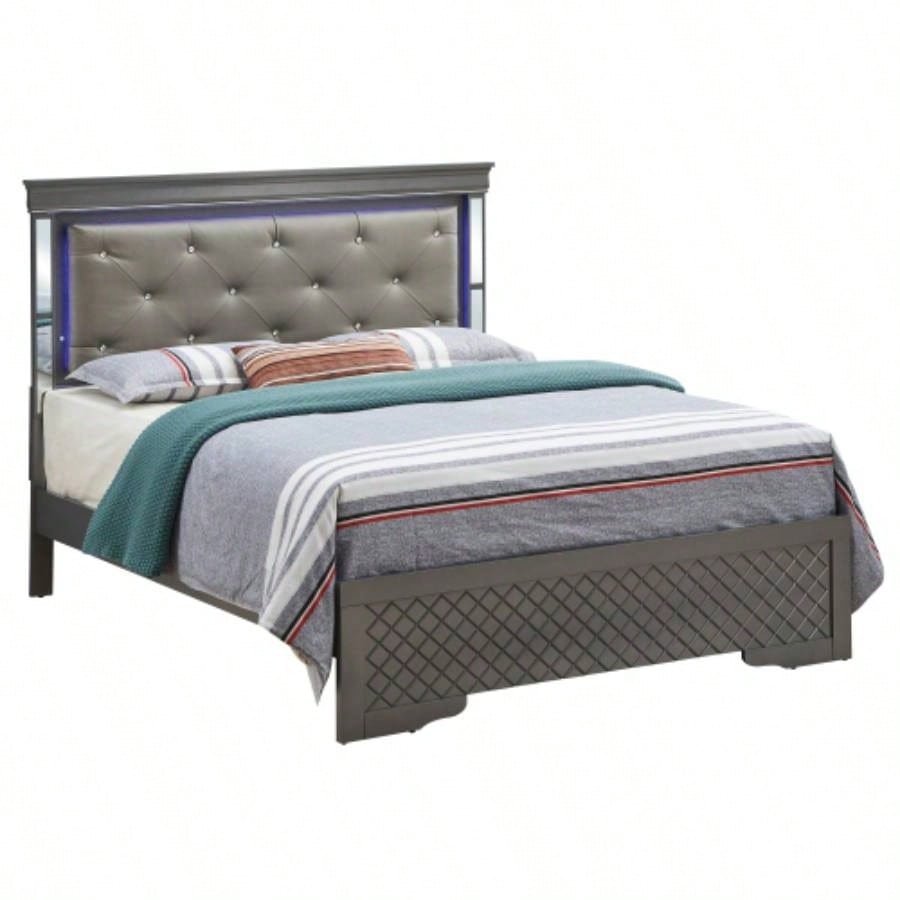 Verona G6790 - D Dresser, Silver Champagne