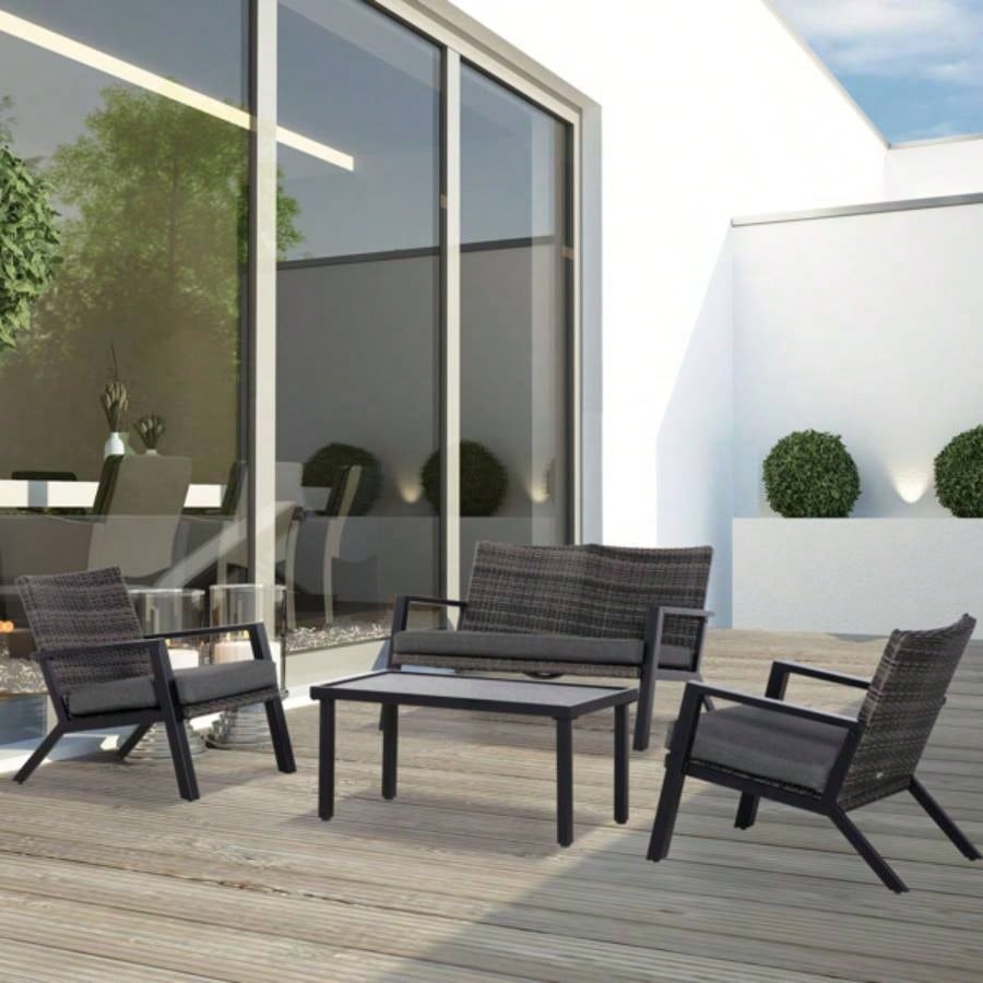 Tavern table and chair set