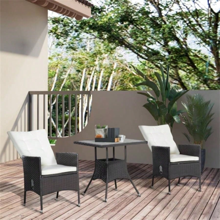 Tavern table and chair set