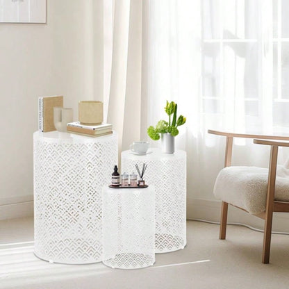 Outdoor Nesting Side Table Set of 3, Round Patio Accent Table, Metal Frame End Table Indoor Outdoor, 12 14 16H, White