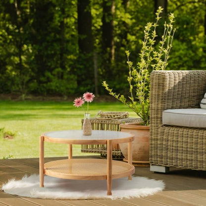 31.5in Rattan Coffee Table with Glass Top, Round End Table, Boho Style Side Table Sofa End Table Living Room Balcony Patio, Natural