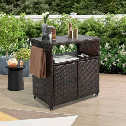 Outdoor Wicker Bar Cart, Patio Wine Serving Cart/Wheels, Rolling Rattan Beverage Bar Counter Table/Glass Top Porch Backyard Garden Poolside Party, Light brown