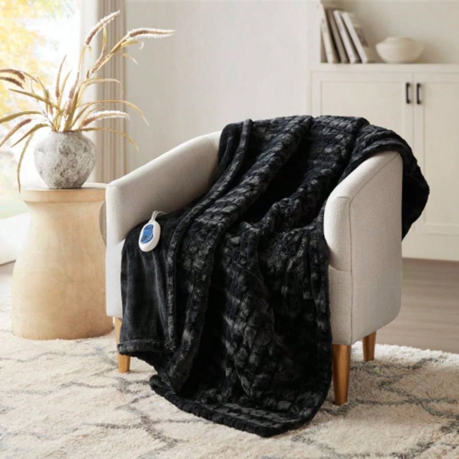 1 PCS 50x70 Oversized Faux Fur Heated Throw Black Texture