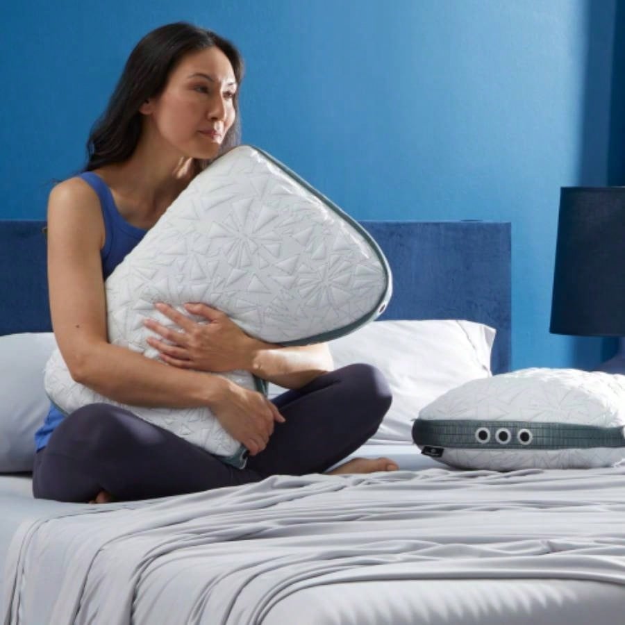 BedGear Cuddle Curve Pillow 2.0
