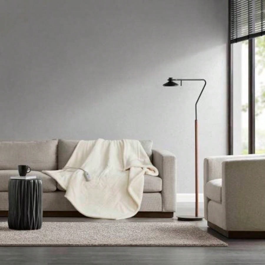 1 PCS 50x60 Dream Soft Heated Throw Ivory