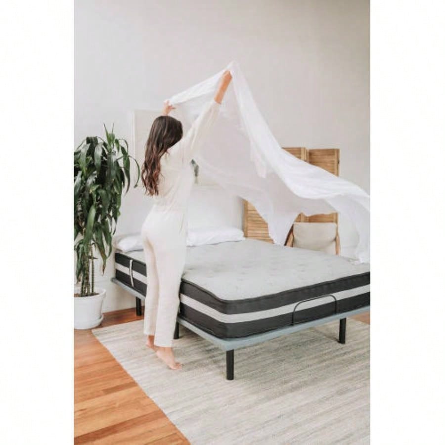 Omne Sleep 4 - Piece White Microplush and Flex King Hypoallergenic Sheet Set