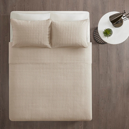 Khaki Quilt Set - Comfortable King/Cal King Bedding