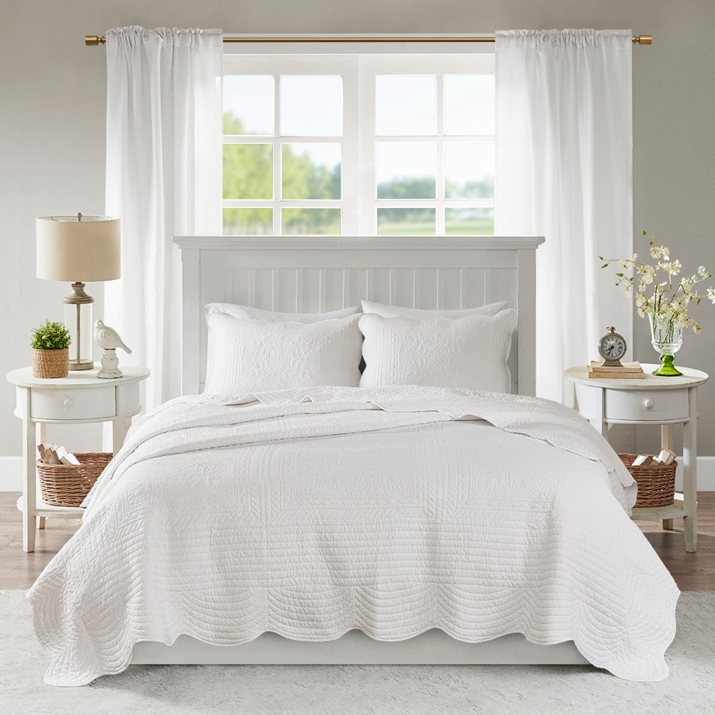 White Microfiber Quilt Set - 3 Piece Reversible Full/Queen