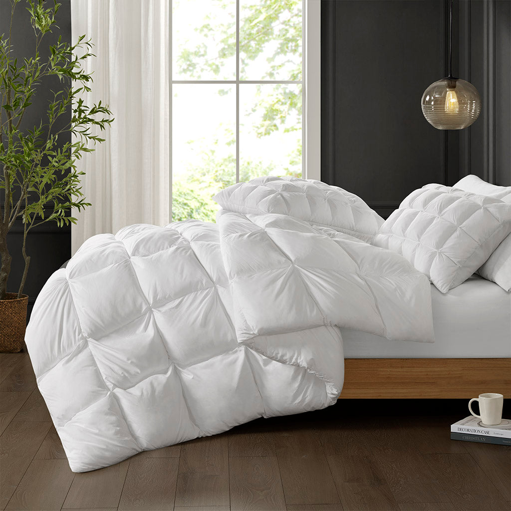Overfilled White Comforter - Plush Comfort & Storage