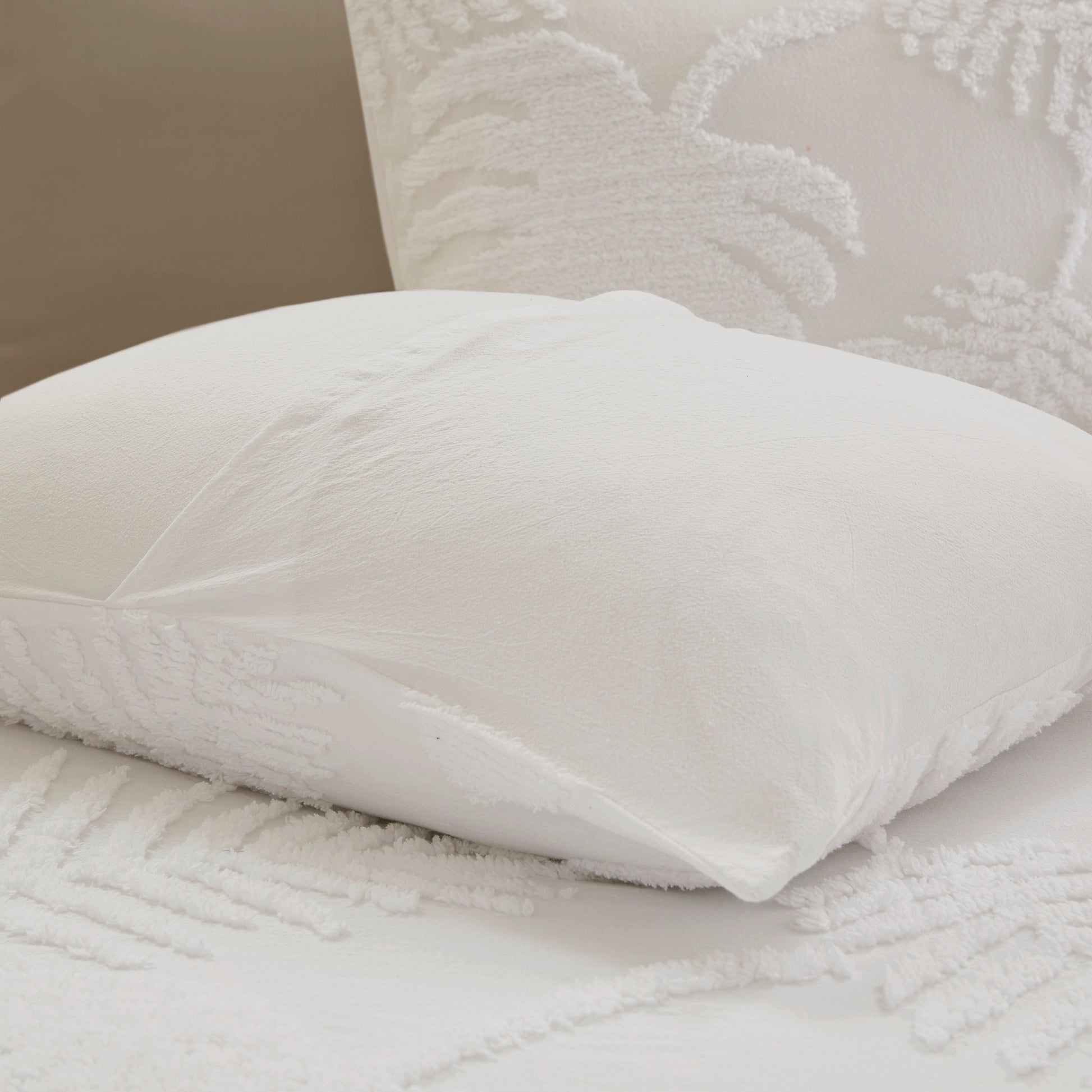 Off White Cotton Chenille Palm Comforter Set - Queen Size