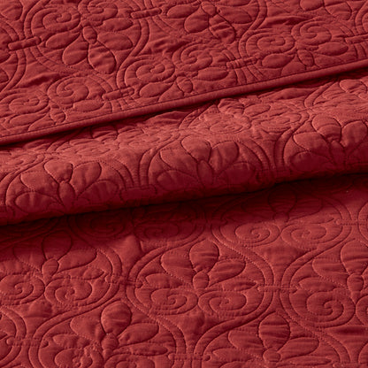 Red Cotton 3 Piece Reversible Bedding Set with Patterned Quilting
