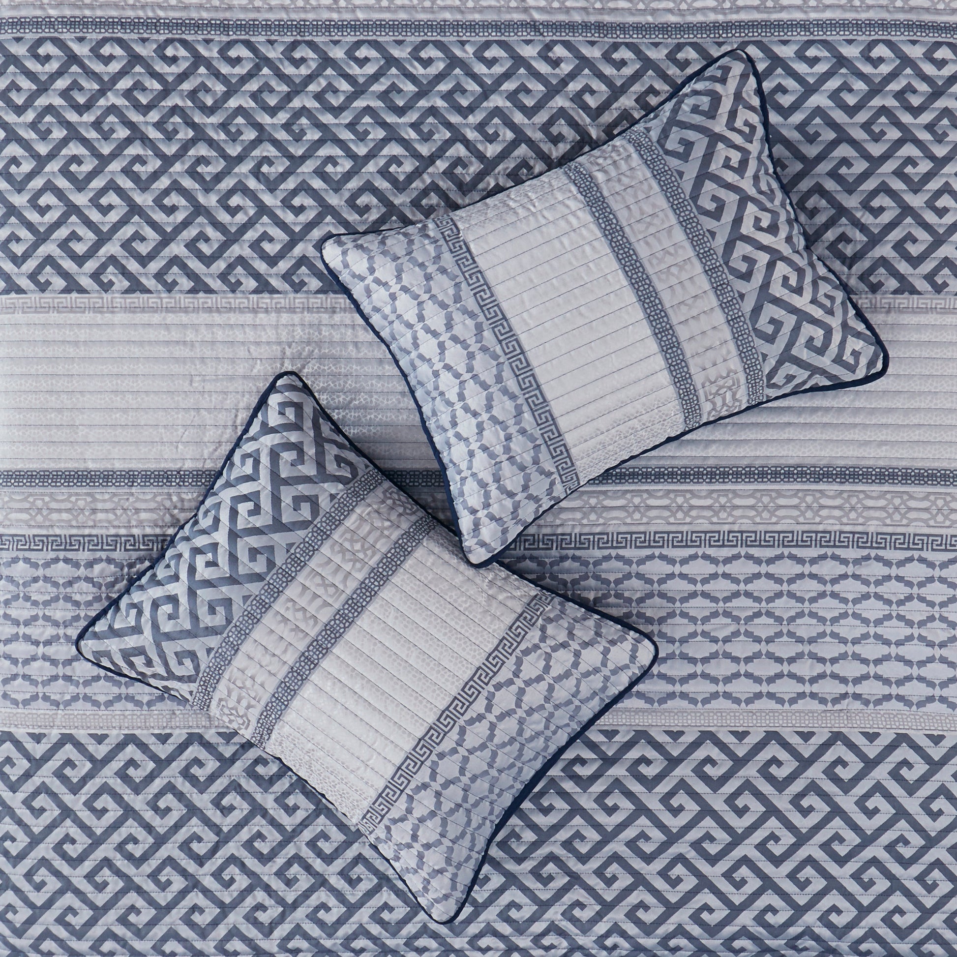 Navy Jacquard Quilt Set - Full/Queen Bedding Luxury Comfort