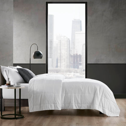 White Polyester Down Alternative Blanket - Full Size