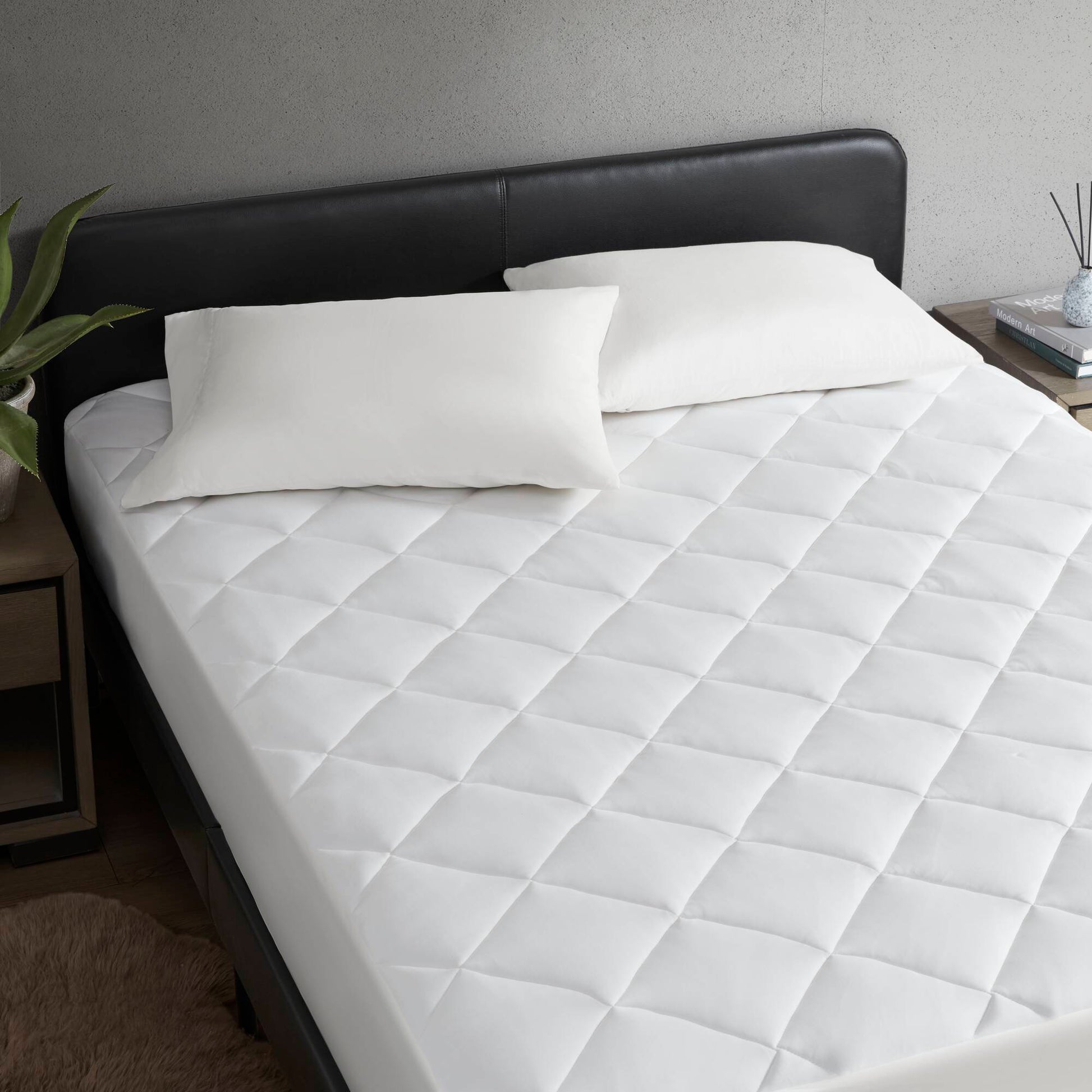 Full Size Nylon Mattress Pad - White Protector