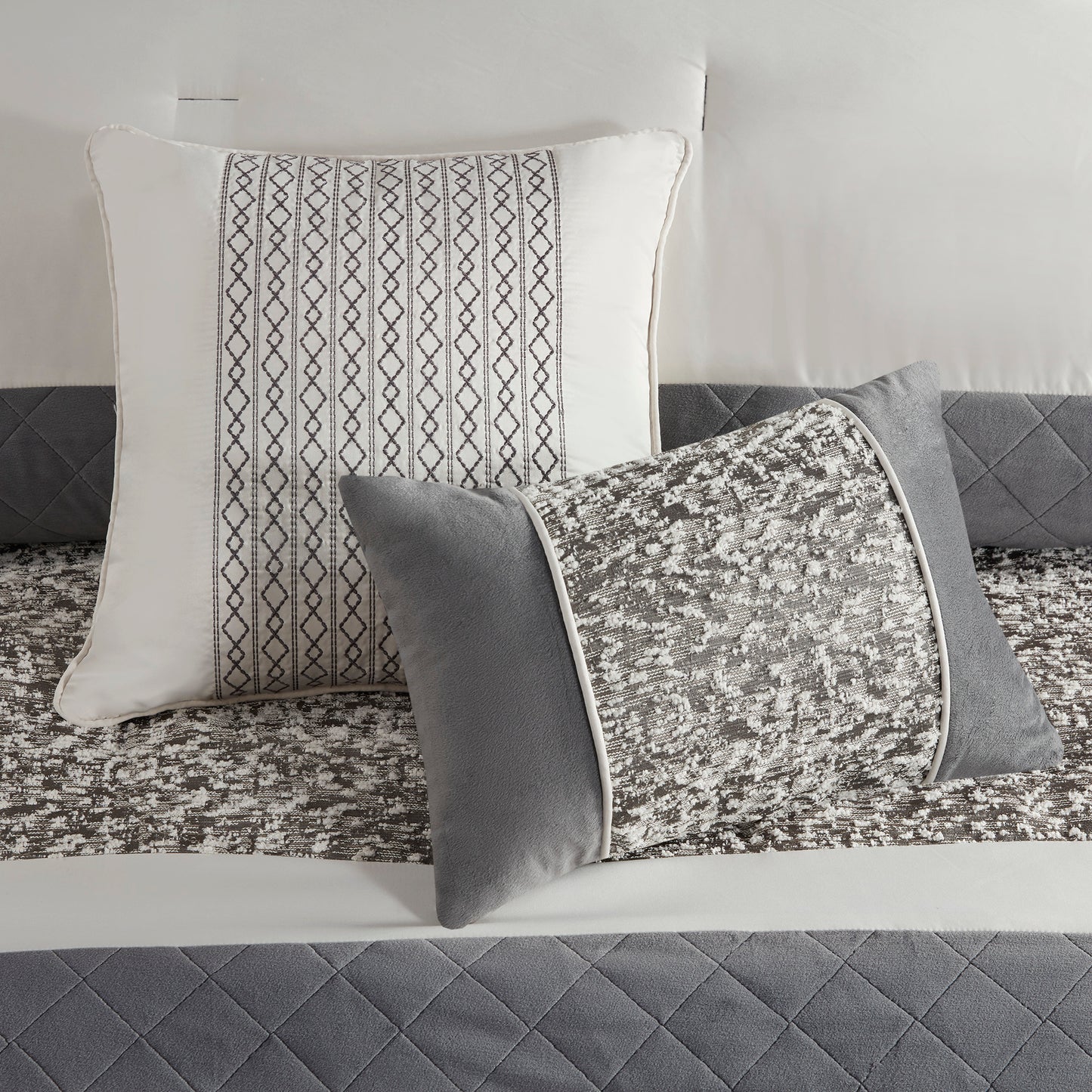 5 Piece Textured Jacquard Stripe Comforter Set - King/Cal King