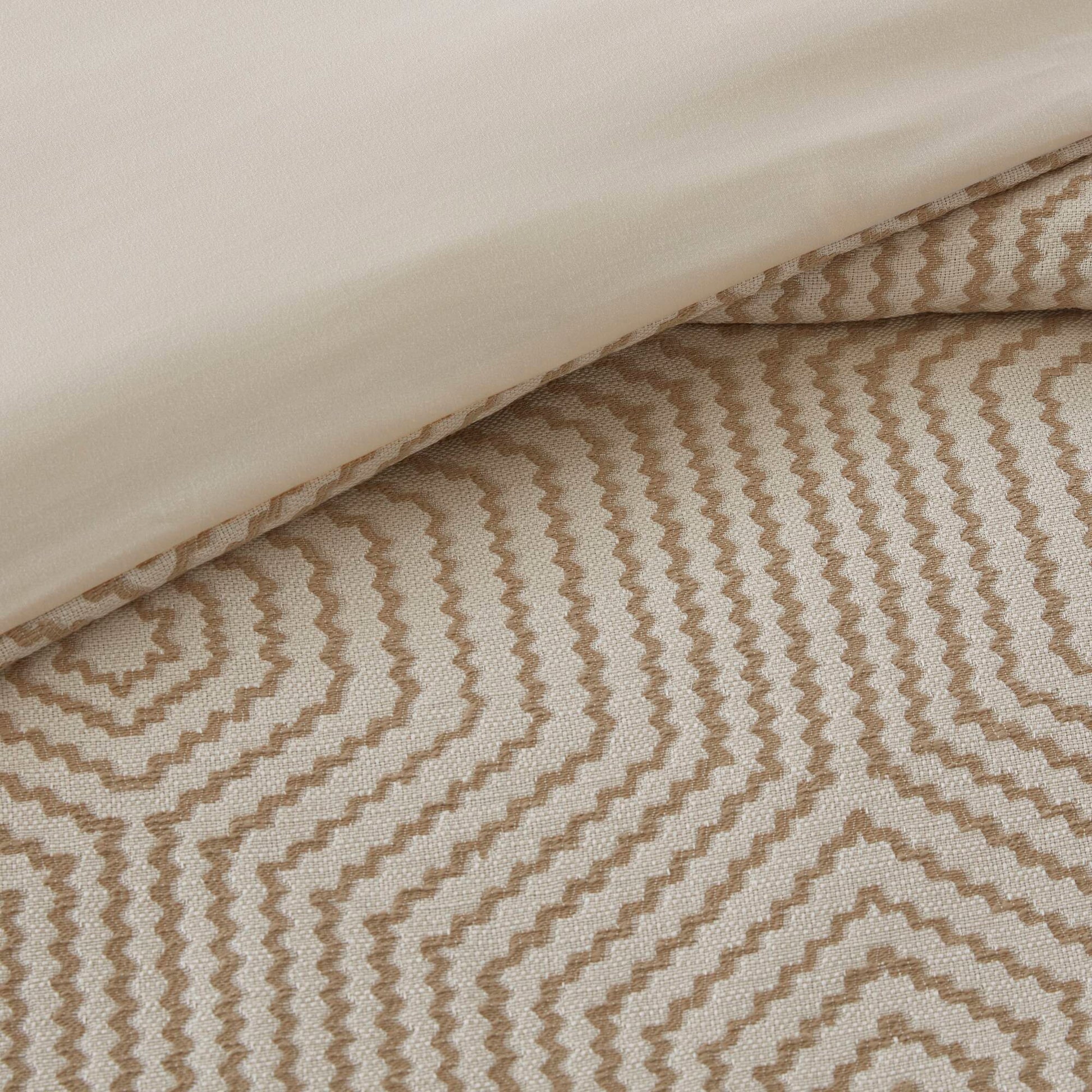 Queen Polyester Bedding Set Tan Ivory 8 Piece Comforter