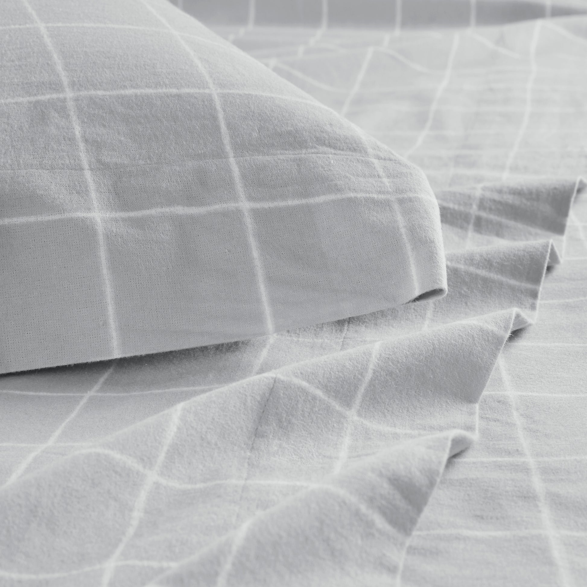 Cal King Grey Flannelette Sheet Set 4 Piece
