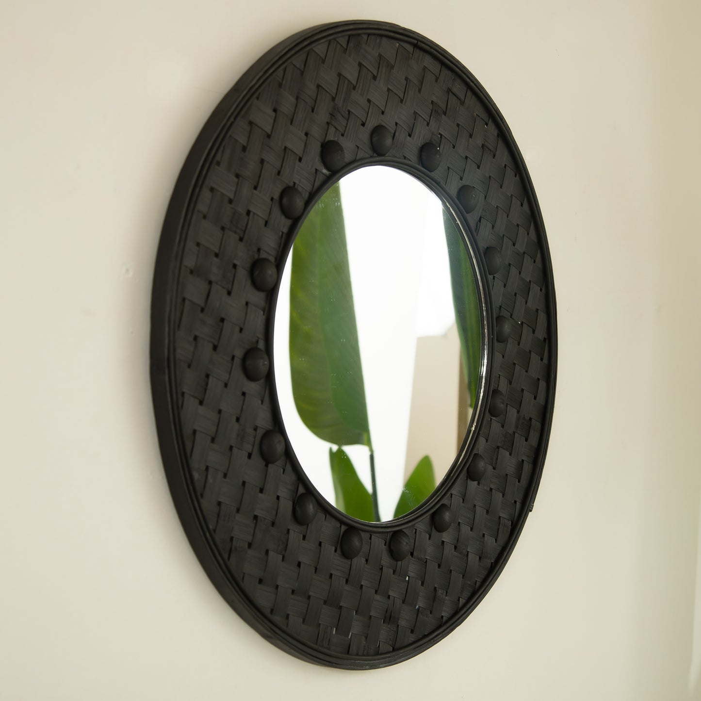 Black Bamboo Mirror - 24'' Circle Wall Art