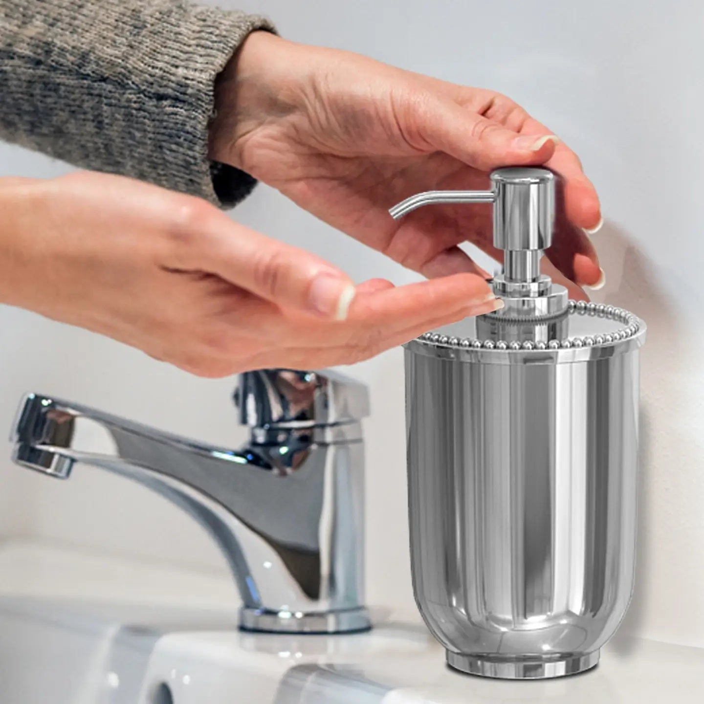 Stainless Steel Liquid Soap Dispenser Pump Bottle  Bathroom Vanity & Kitchen Sink,Holds Soap,Lotion & Sanitizer Shiny