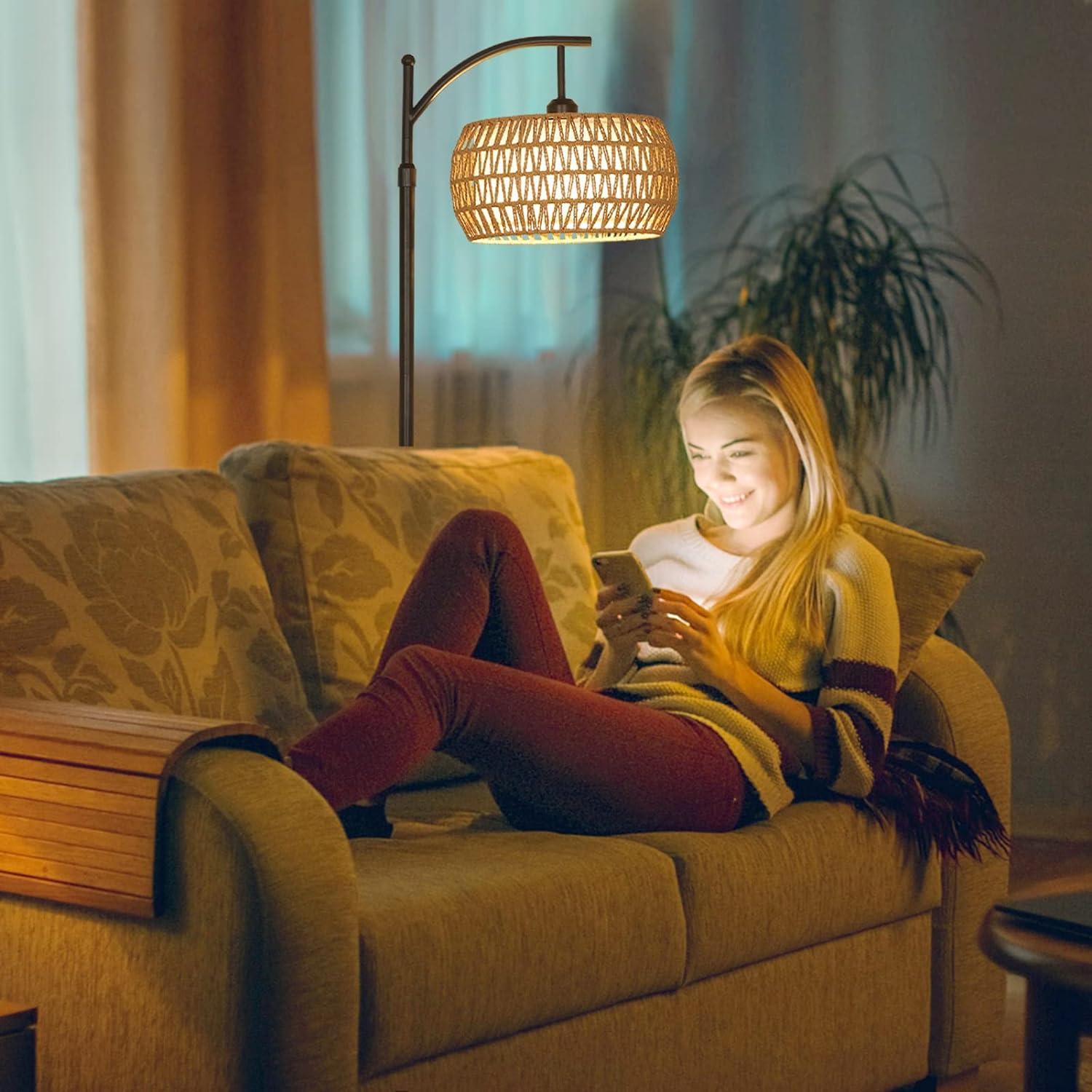 Arc Floor Lamp with Remote Control - Dimmable LED, Black Rattan