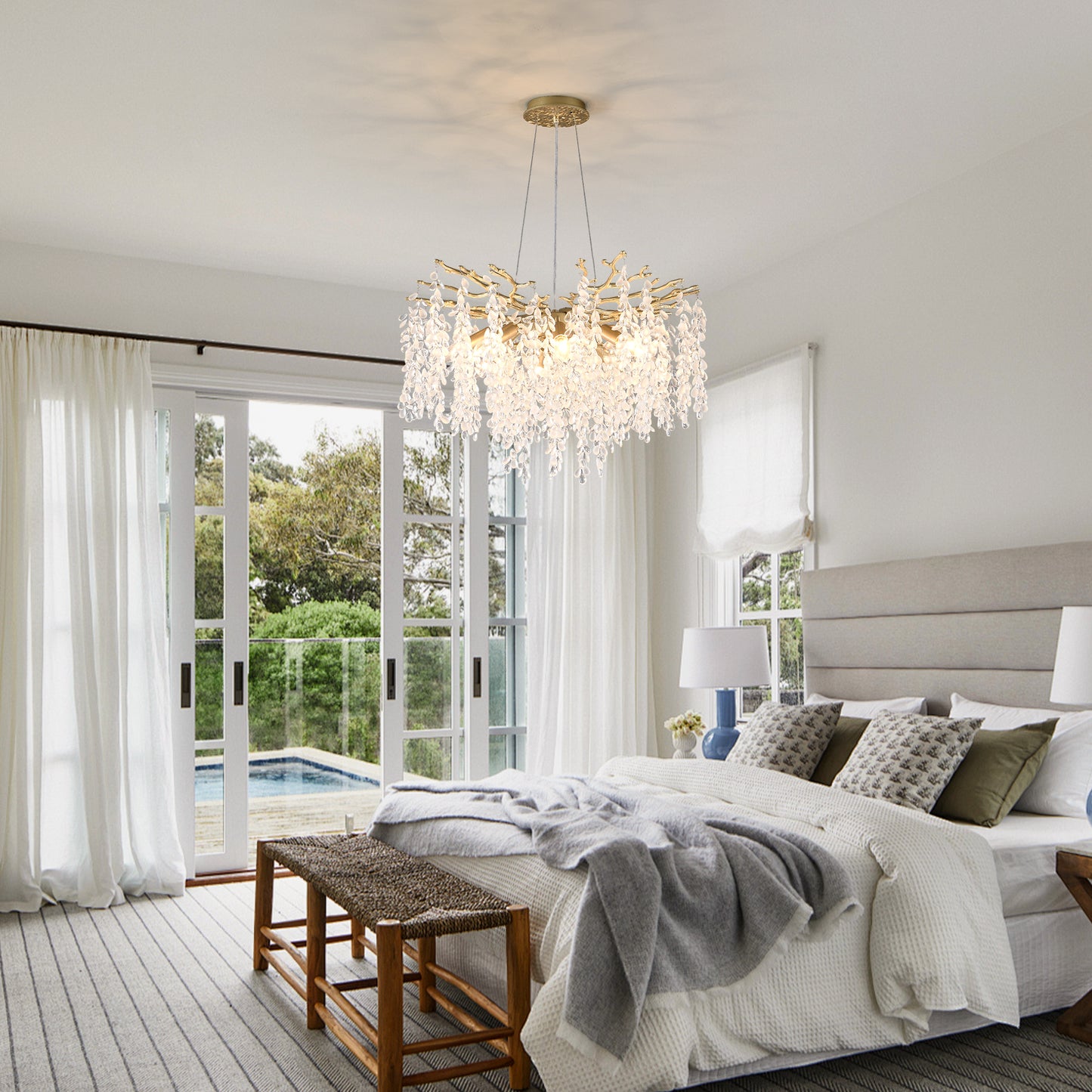 8 Light Gold Metal Farmhouse Chandelier with Crystal Accent for Dining Room