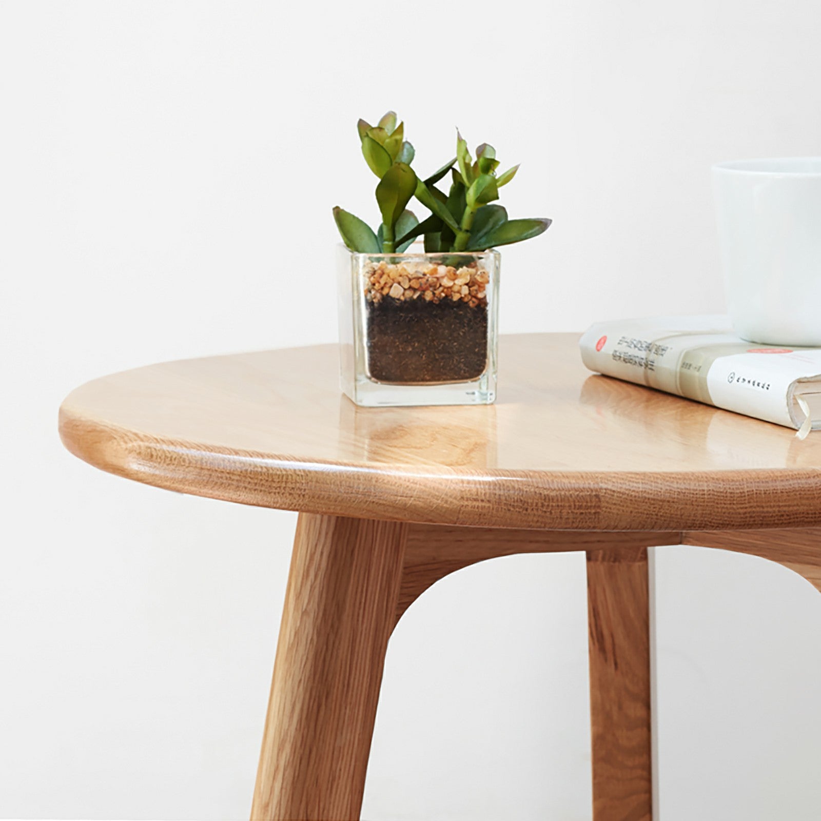 Natural Oak Round End Table - Small Side Table for Living Room & Bedroom