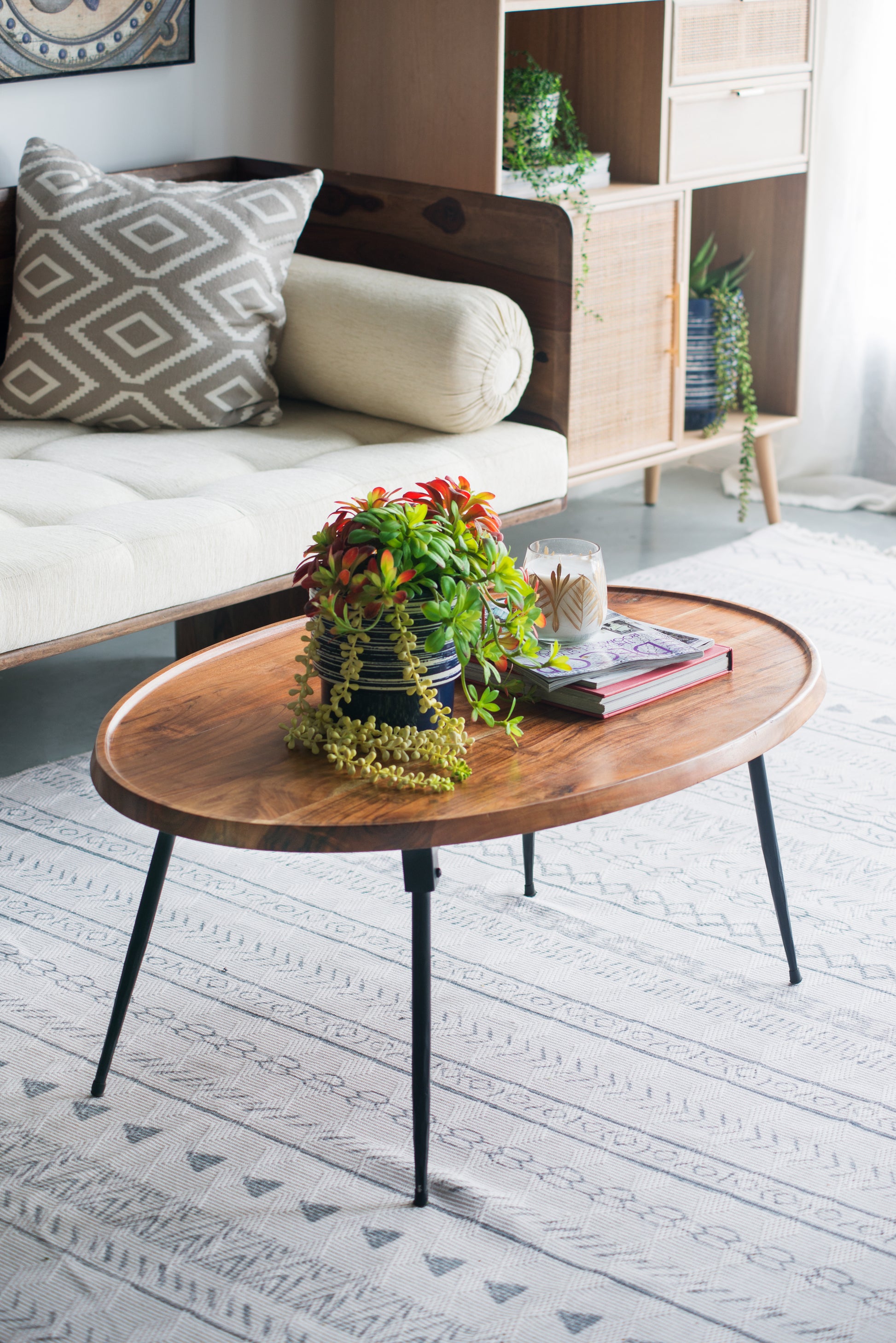 39x26x16" Oval Cofe Table