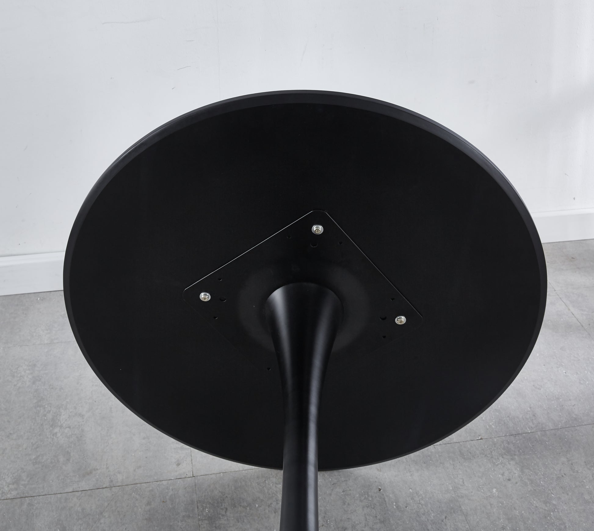 31.5" Matte Black MDF Dining Table - Kitchen Table