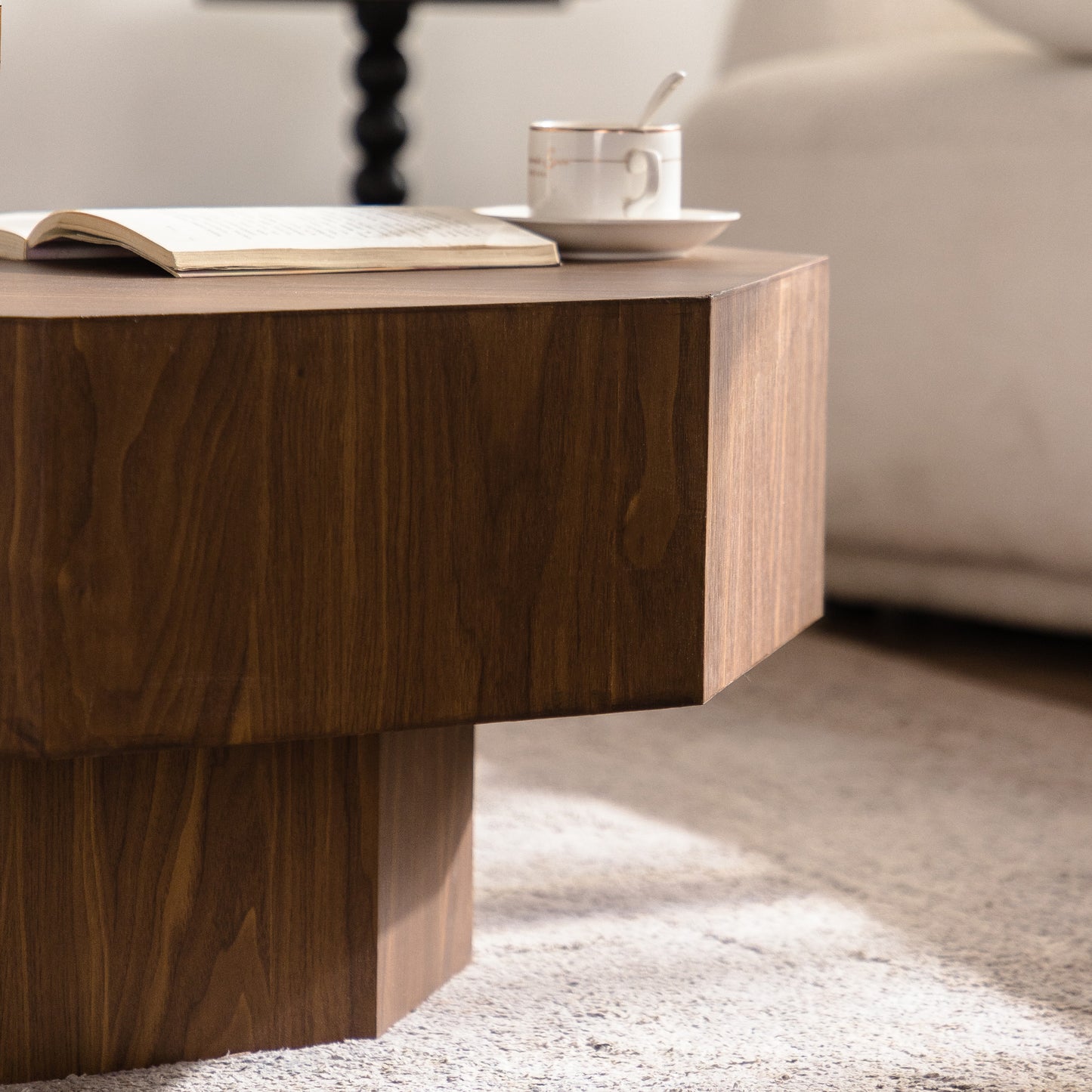 Walnut Round Coffee Table with Modern MDF Finish, 30.51 Inch for Living Room