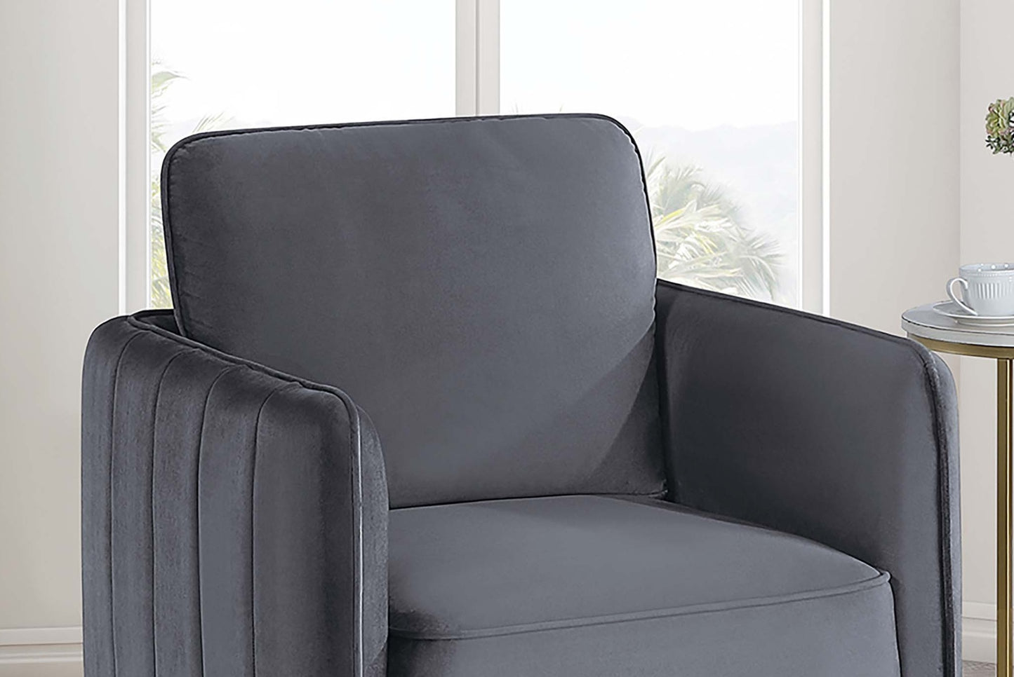 Elegant Gray Velvet Accent Chair - Plush Comfort, Modern Style