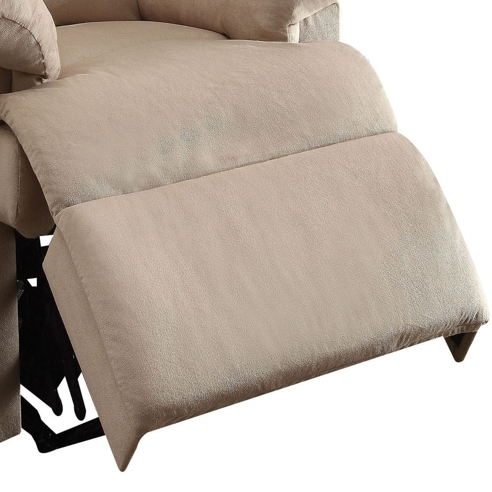 Arcadia Beige Recliner: Comfortable Motion Recliner