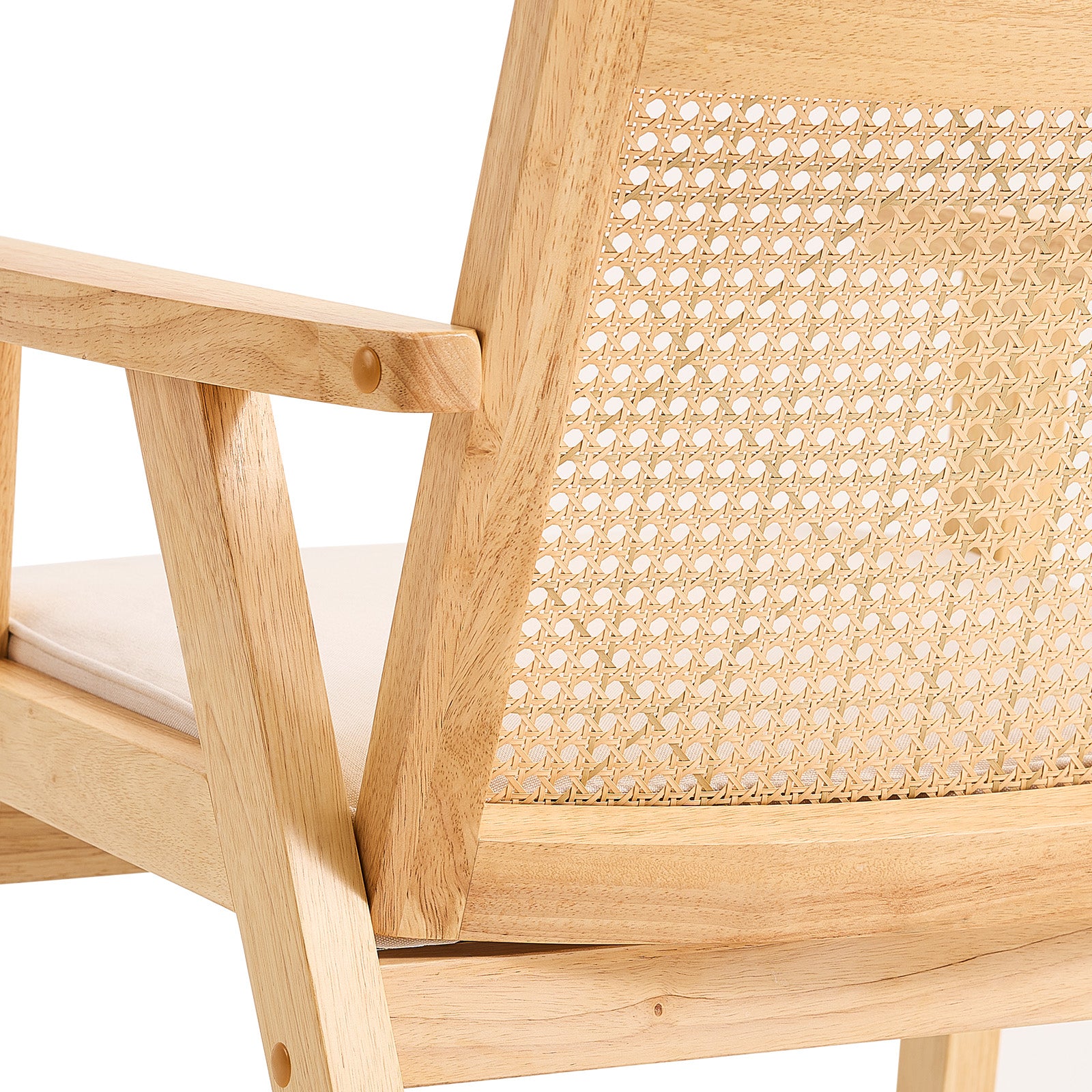 Mid-Century Modern Rattan Chair - Comfort & Style