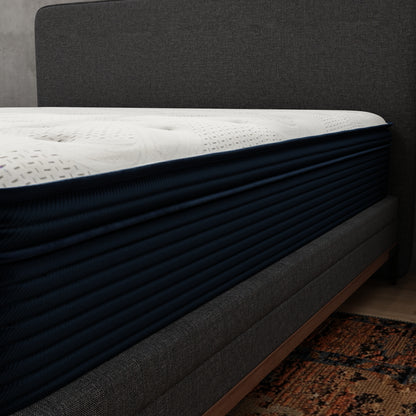 Queen Size Foam Spring Mattress - 13 Inch Plush