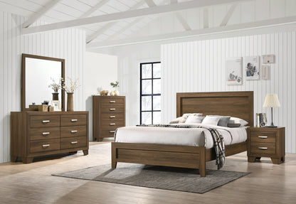 Oak 5 Drawer Bedroom Dresser with MDF Finish and Oak Grain