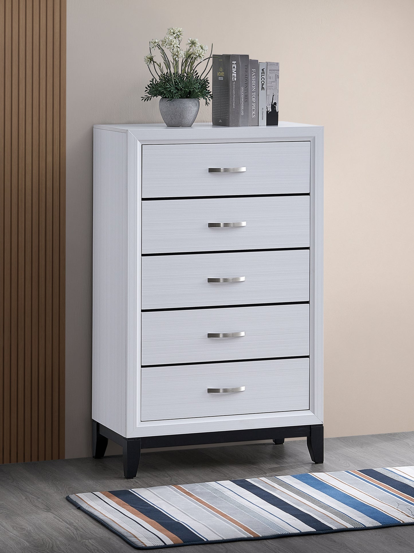 Glasgow G04390-CH Chest , White