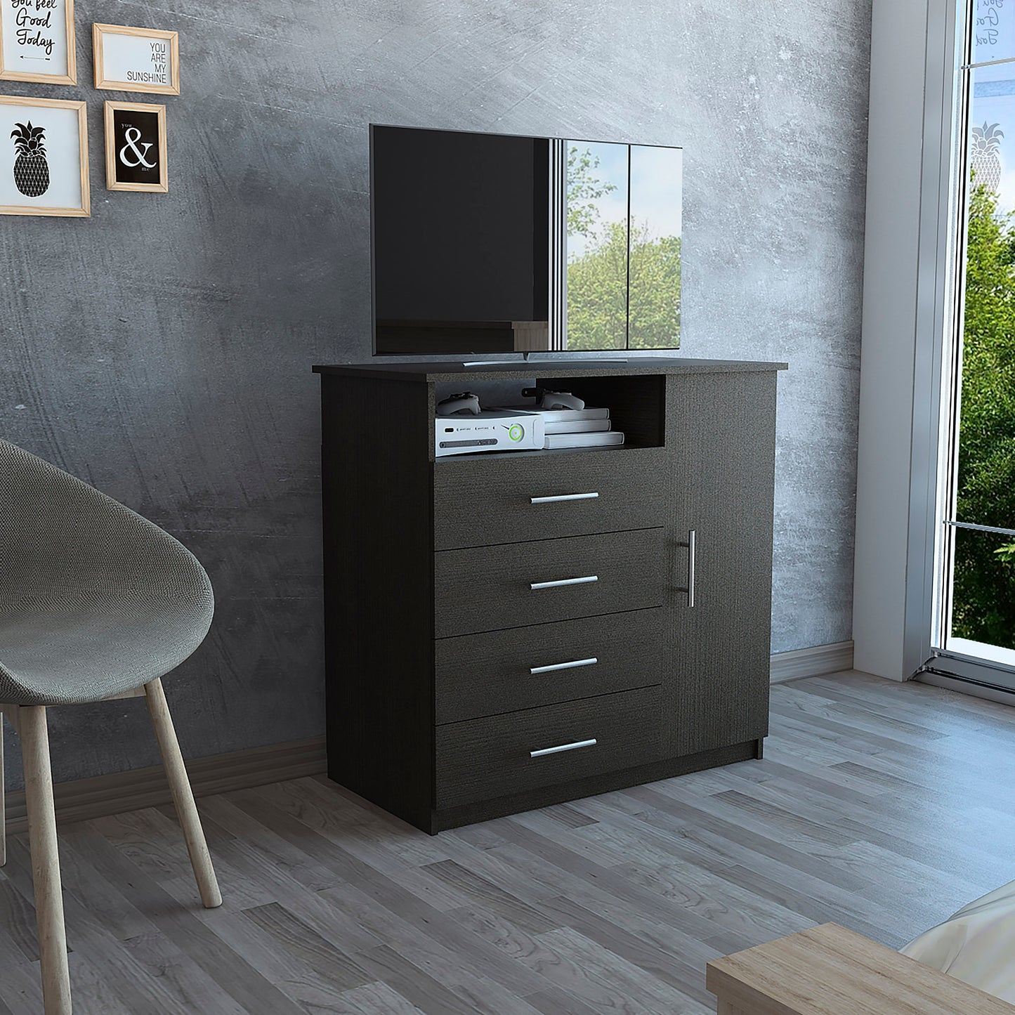 Carolina Four Drawer Dresser Single Door
