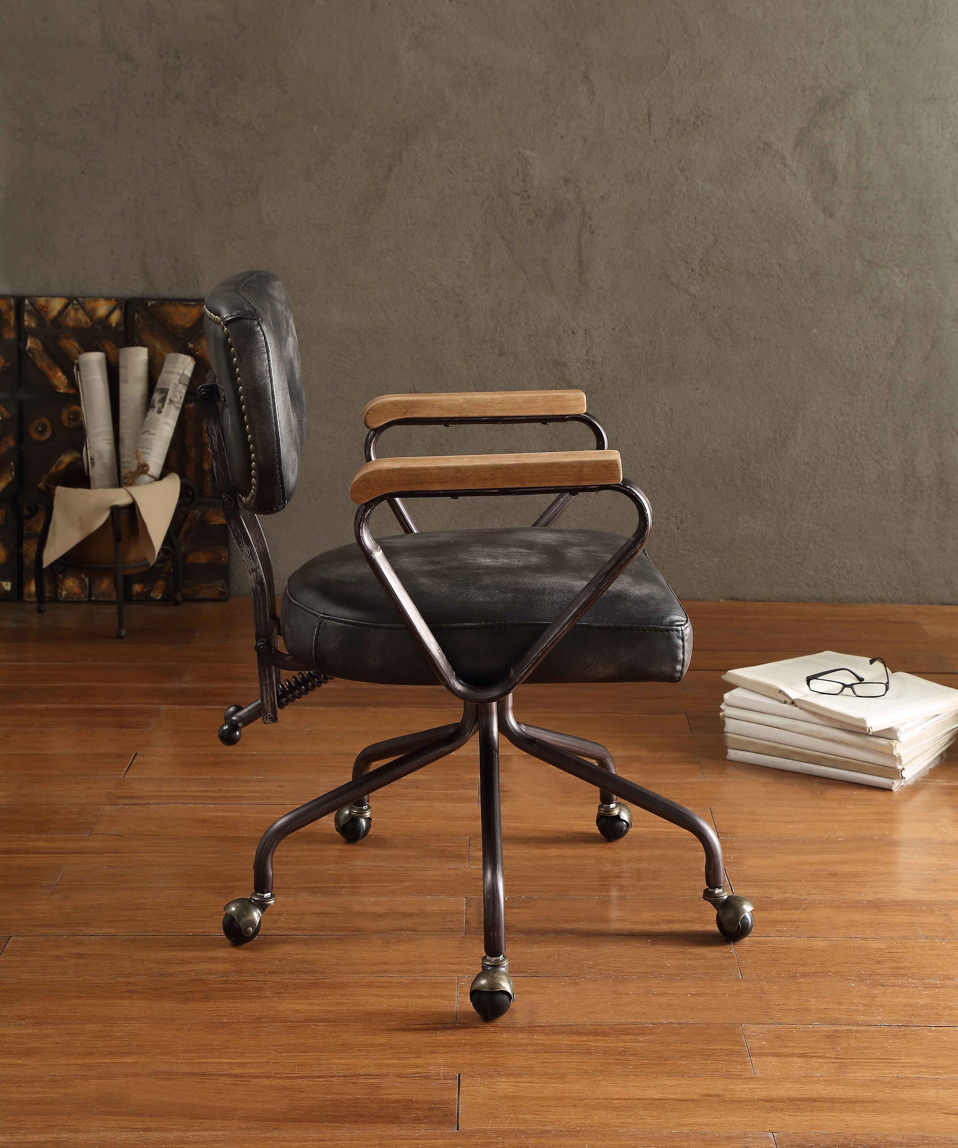 Hallie Vintage Black Leather Office Chair - Executive Swivel Desk Chair