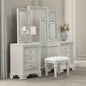 Traditional Style 1pc Vanity Set w/ Stool USB Charging Port English Dovetail Drawers Ball Bearing Glides Silver Round Knobs Creamy White Finish Bedroom Furniture