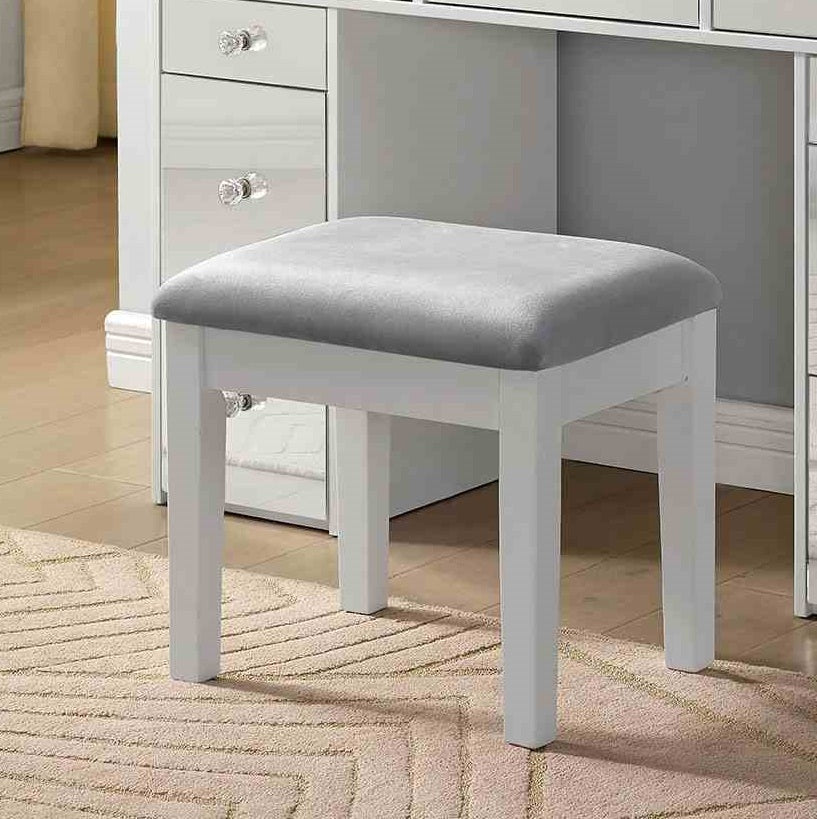 Glam Solid Wood Vanity with Mirror and Storage Drawers for Bedroom