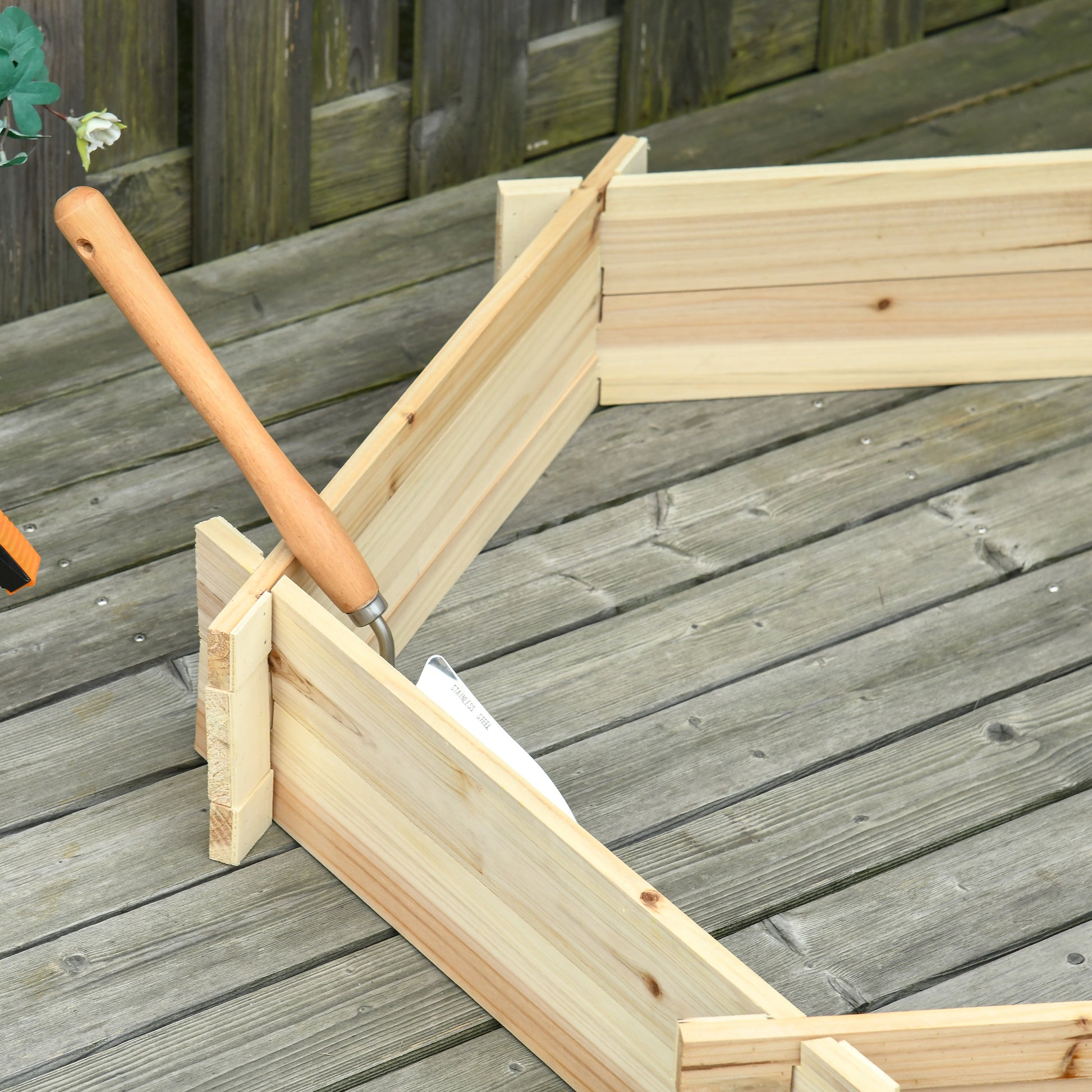 Outsunny Wooden Raised Garden Bed - Hexagon Planter 39x36", Natural Wood