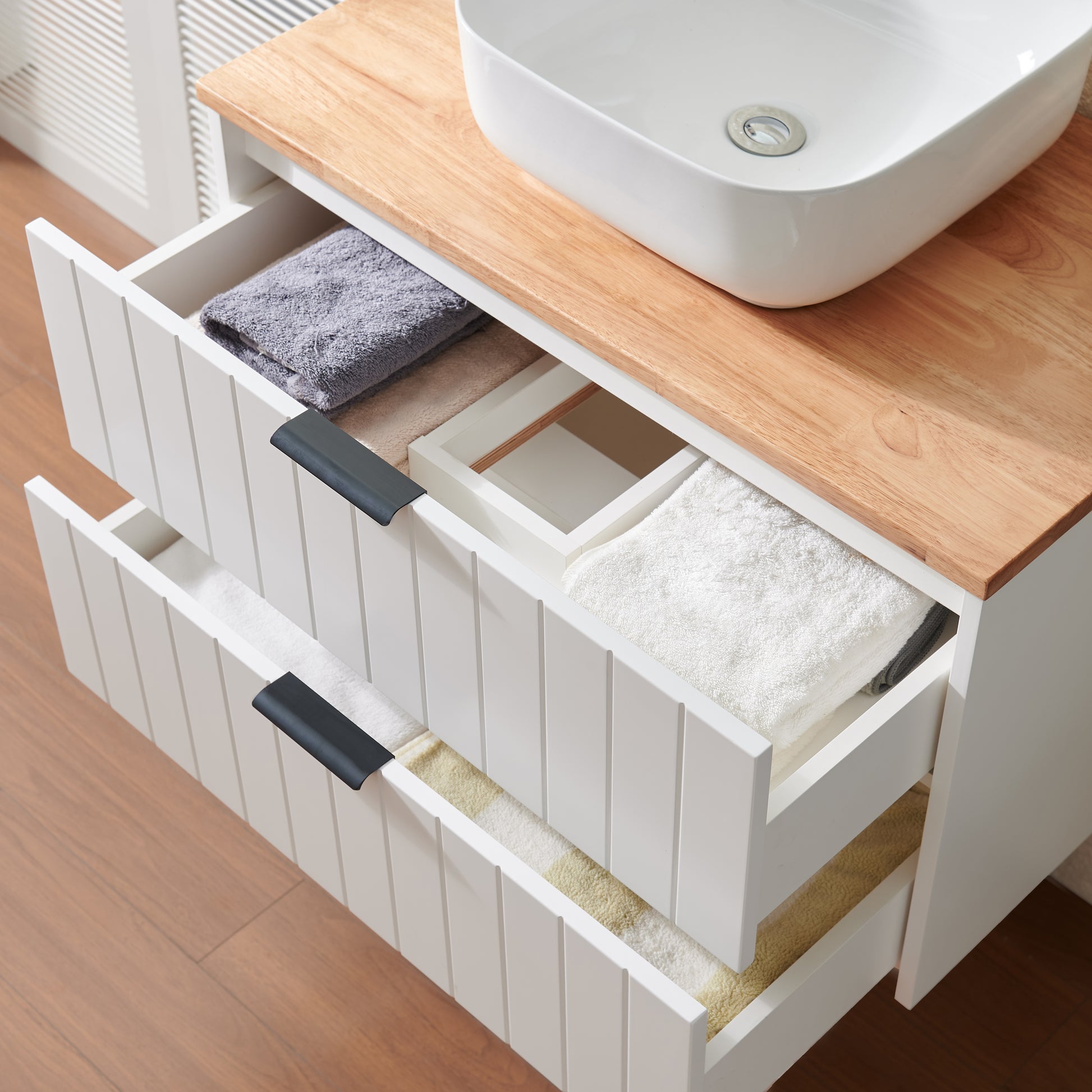 Solid Wood Bathroom Vanity for Modern Bathroom Renovation