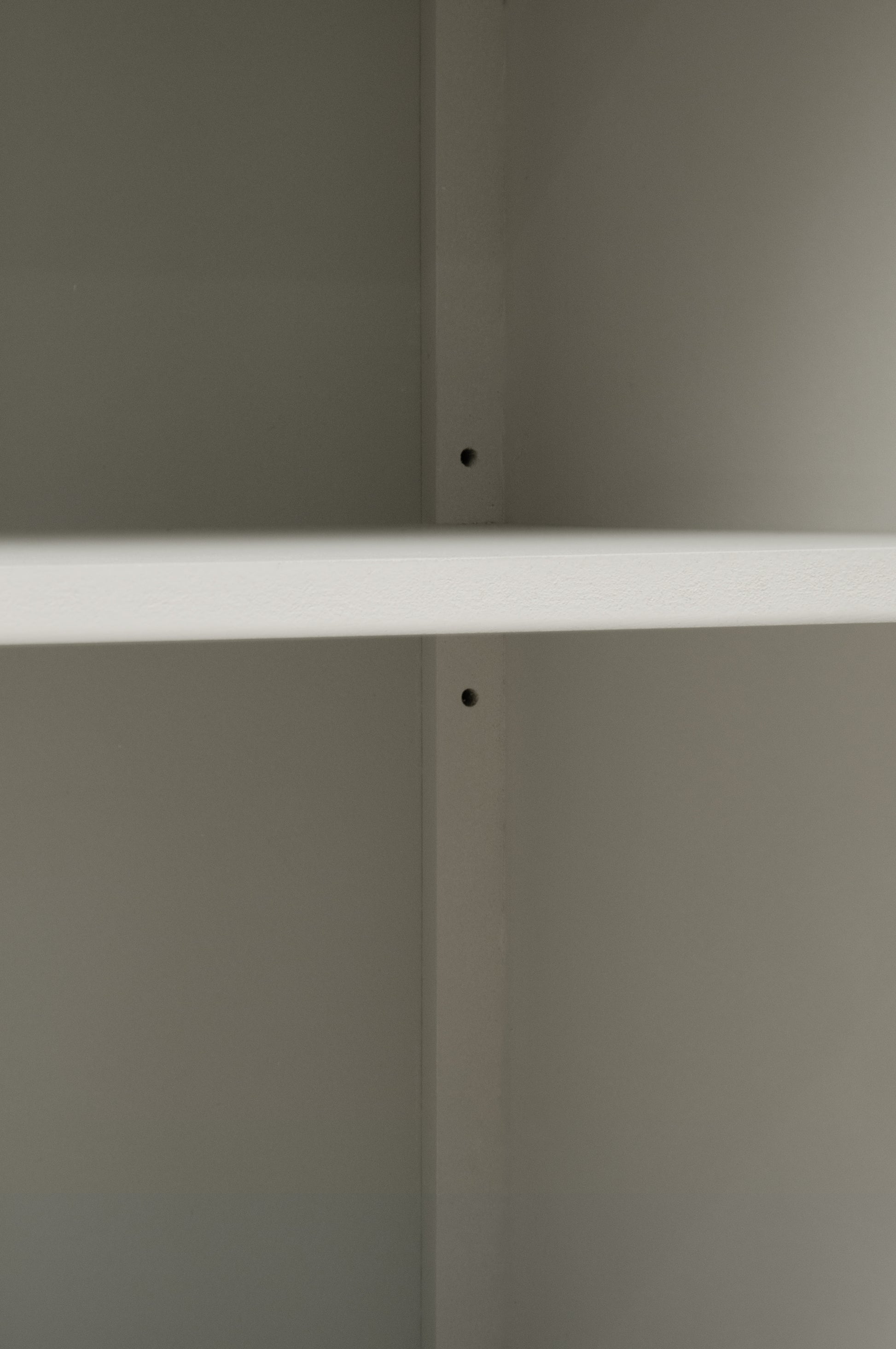 Light Grey MDF Bedroom Cabinet - 31.5" Storage