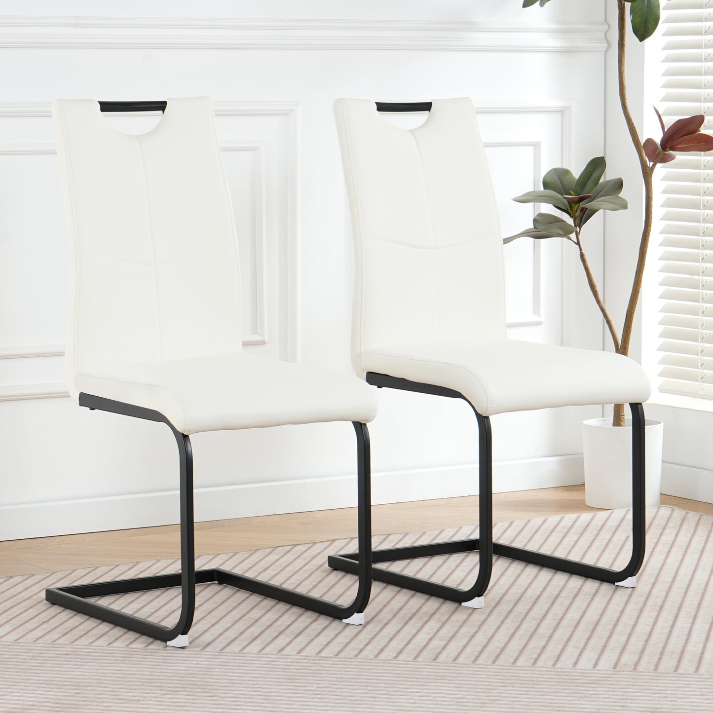 Modern  White PU dining chair living room chair upholstered chair, black metal chair leg design, kitchen, living room, bedroom, dining room side chair (Set of 2)