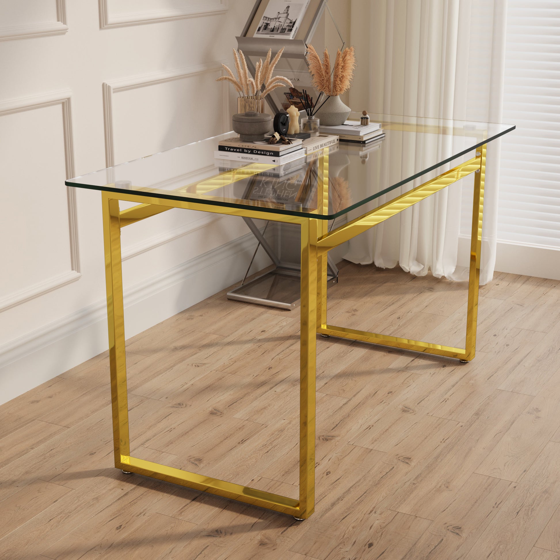 Modern Glass Dining Table - 4-6 Seats, Transparent