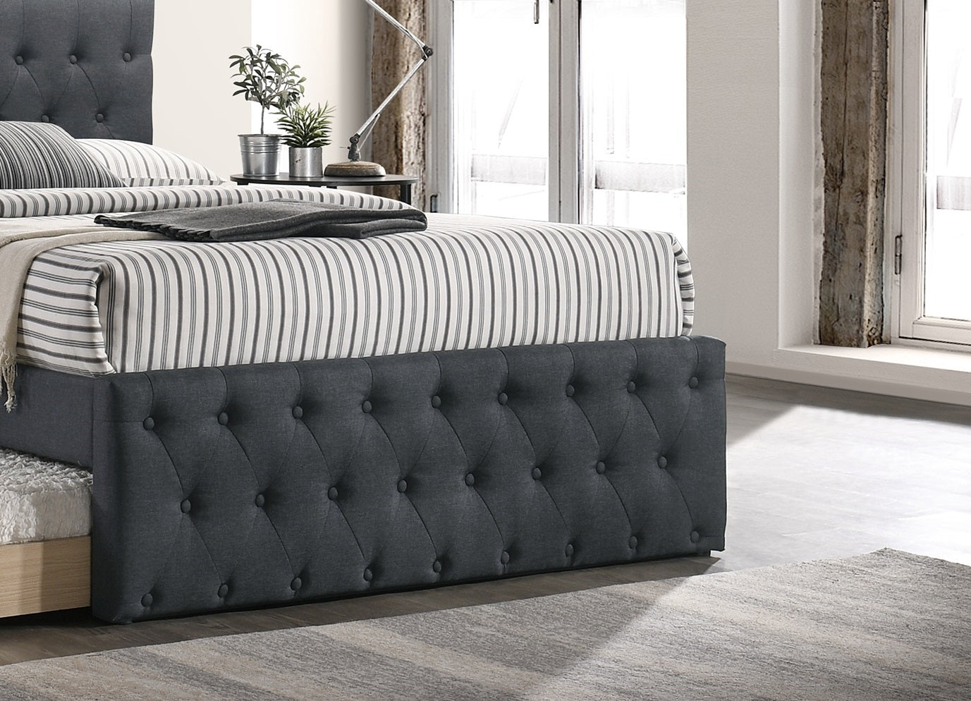 Charcoal Grey Burlap Upholstered Full Bed with Trundle for Bedroom