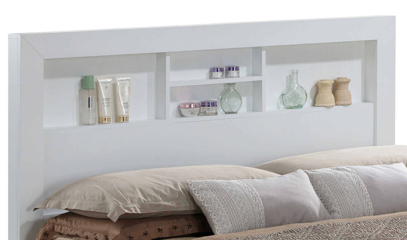 White Transitional Full Bed Frame in Particle Board for Bedroom
